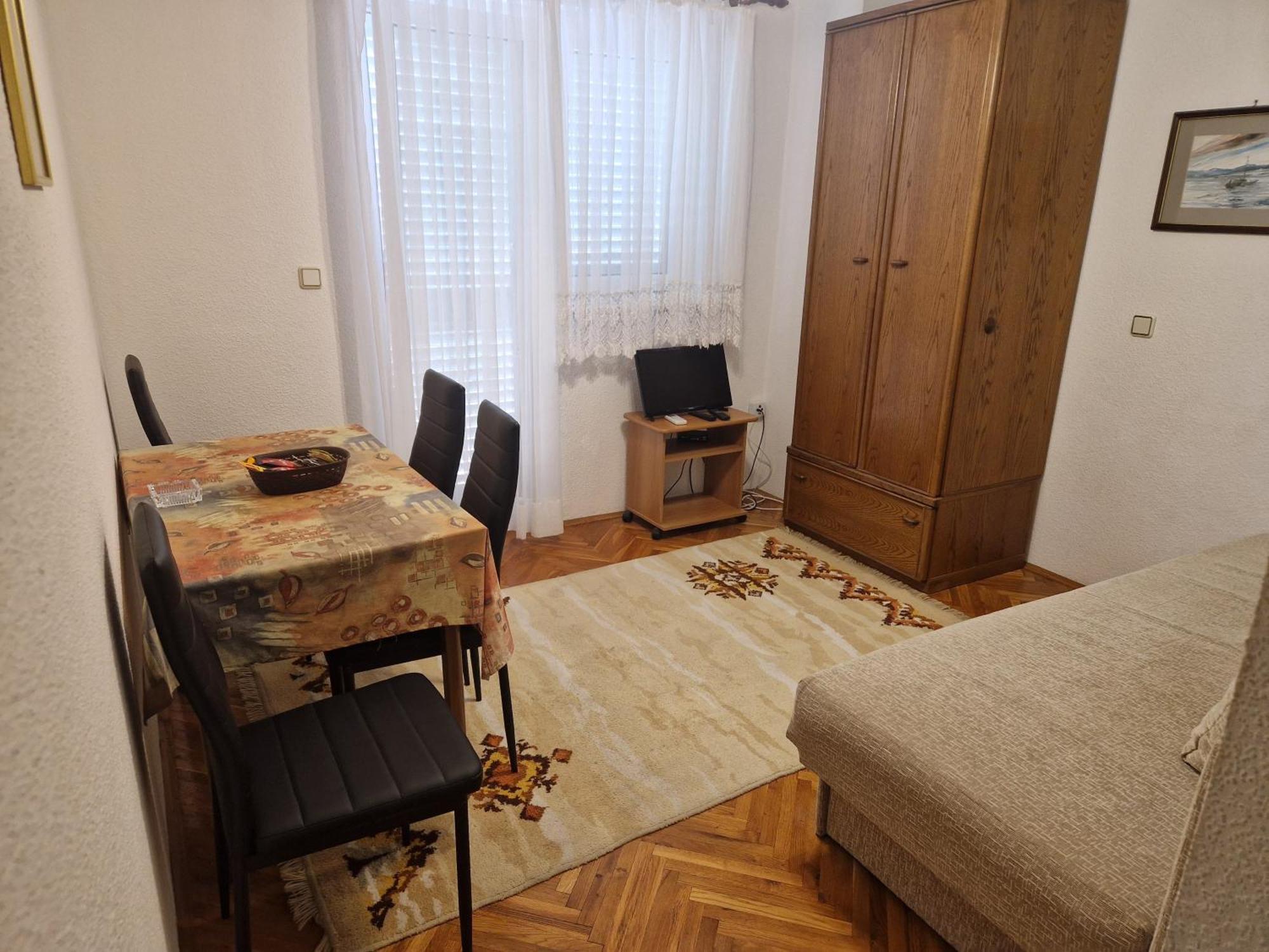 Apartments Vuksan ราบ ภายนอก รูปภาพ